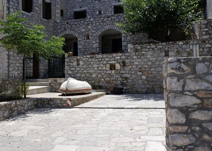 Apartament Mani-Home *